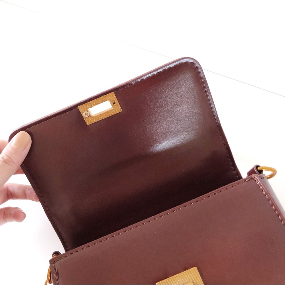 LAST ONE burgundy square shoulder crossbody bag - Picture 6 of 6